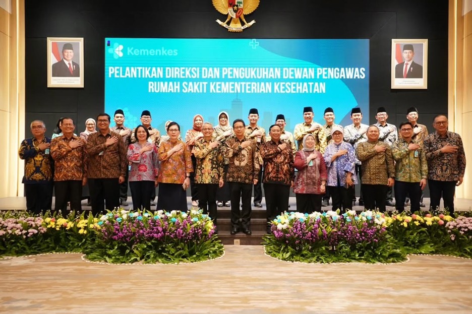 Pelantikan Direksi dan Pengukuhan Dewan Pengawas Rumah Sakit Kementerian Kesehatan.jpg