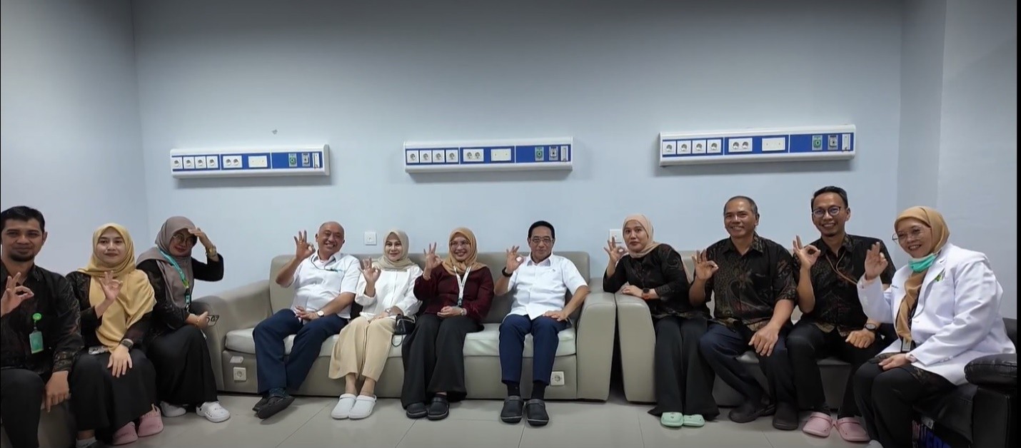 Kunjungan Wakil Menteri Kesehatan ke RS Mata Makassar